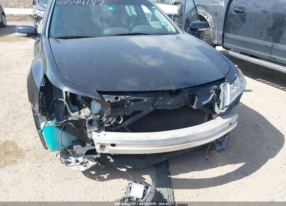 2009 ACURA TL VIN: 19UUA96599A006104