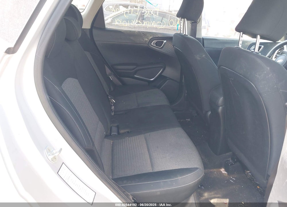 2021 KIA SOUL VIN: KNDJ23AU7M7779427