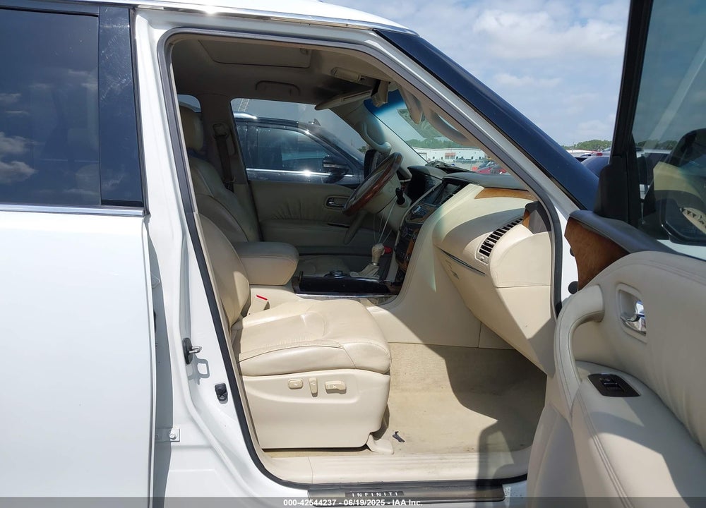 2011 INFINITI QX56 VIN: JN8AZ2NE6B9004485
