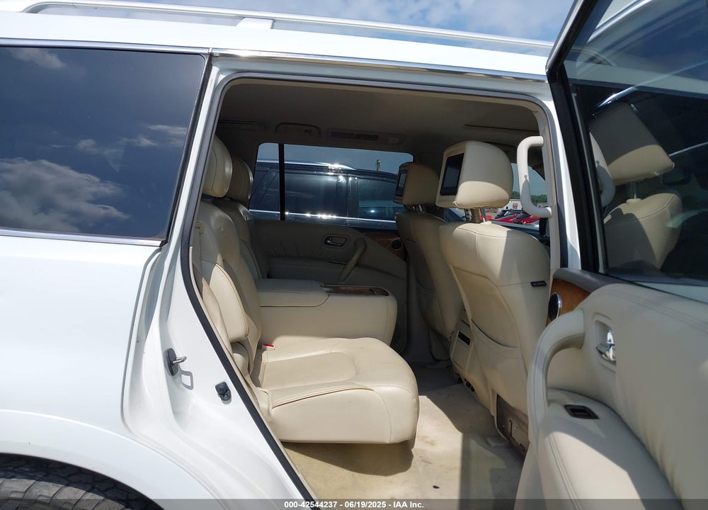 2011 INFINITI QX56 VIN: JN8AZ2NE6B9004485
