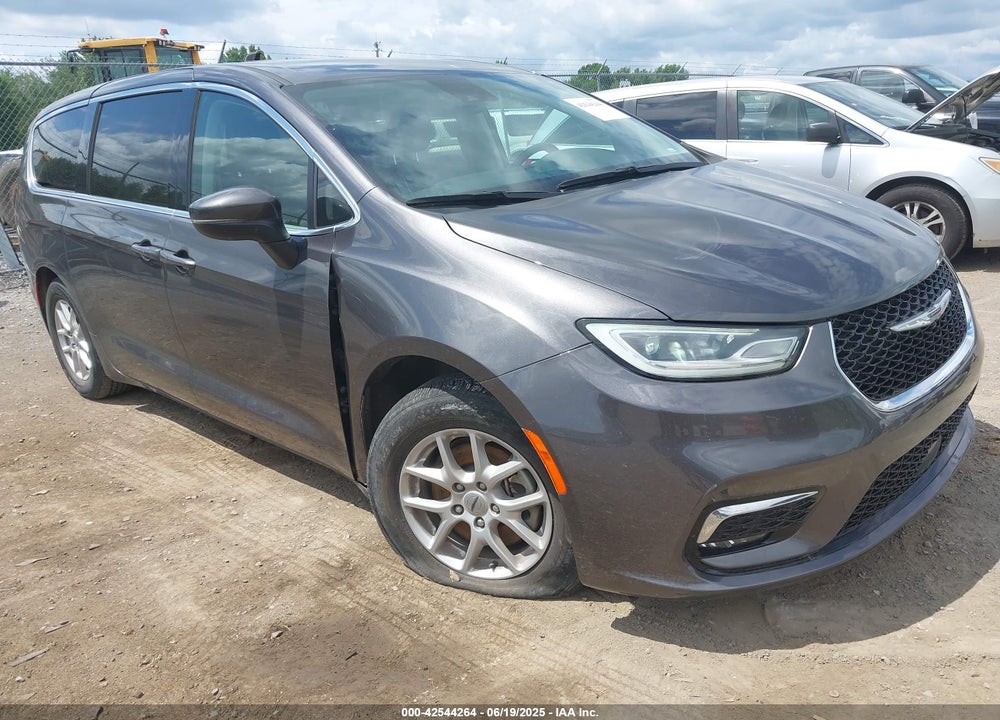 2023 CHRYSLER PACIFICA TOURING L VIN: 2C4RC1BG5PR520967
