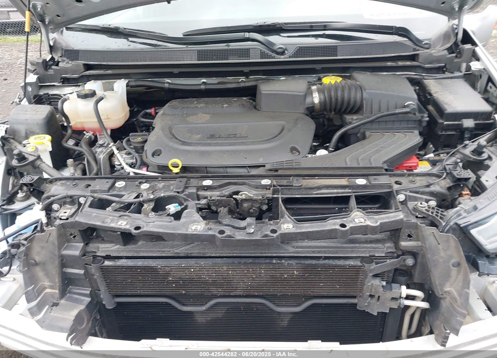 2024 CHRYSLER PACIFICA TOURING L VIN: 2C4RC1BG3RR139816