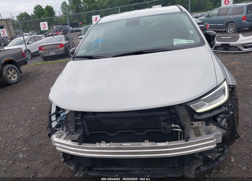 2024 CHRYSLER PACIFICA TOURING L VIN: 2C4RC1BG3RR139816