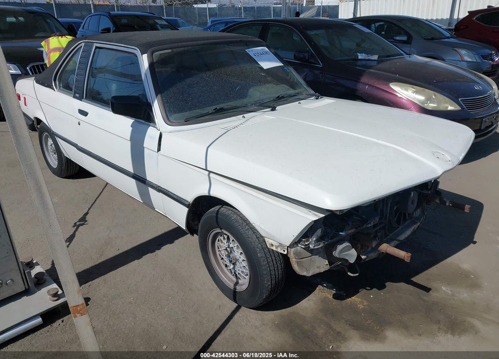 1982 BMW 323 VIN: WBAAH3106C7454047