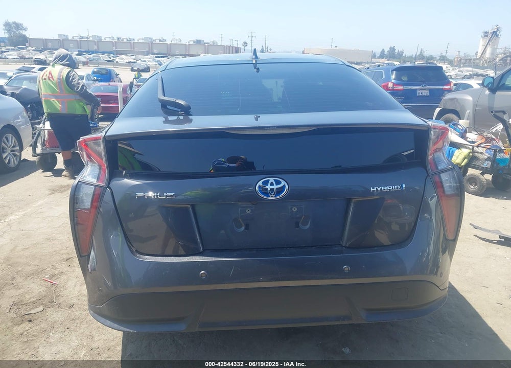2017 TOYOTA PRIUS VIN: JTDKARFU6H3046916