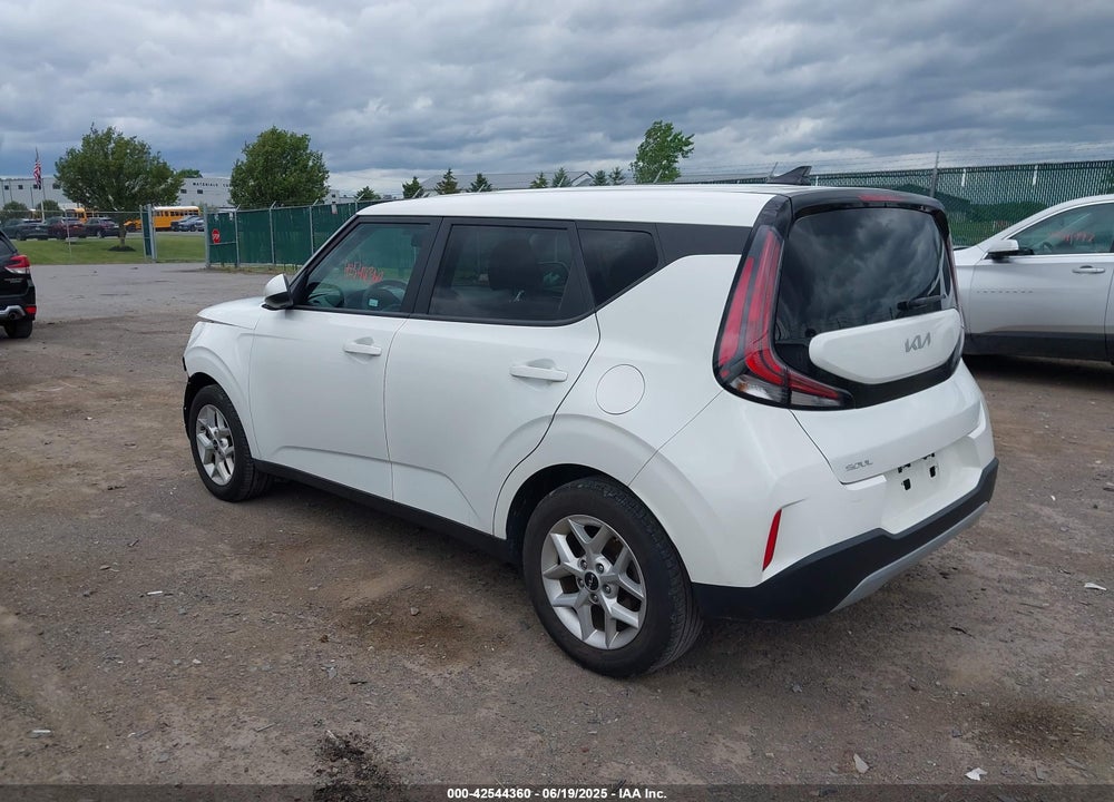 2023 KIA SOUL LX VIN: KNDJ23AU6P7212422
