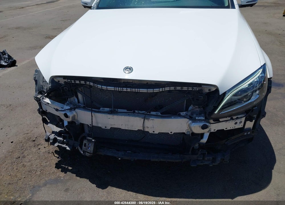 2021 MERCEDES-BENZ C 300 VIN: W1KWF8EB4MR646585