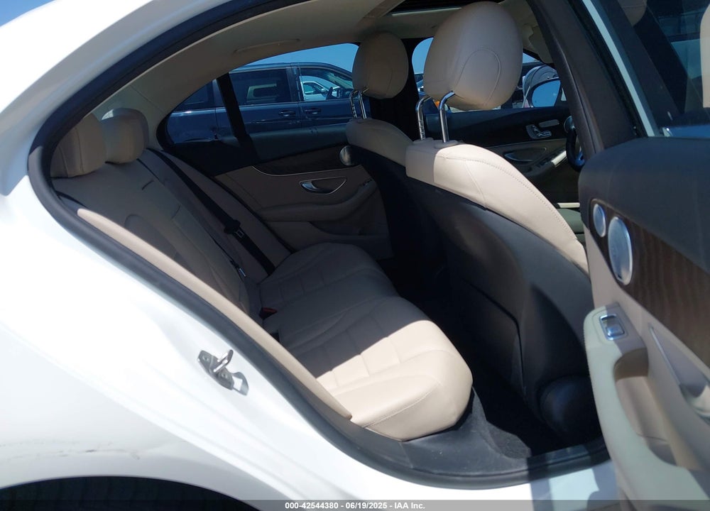 2021 MERCEDES-BENZ C 300 VIN: W1KWF8EB4MR646585