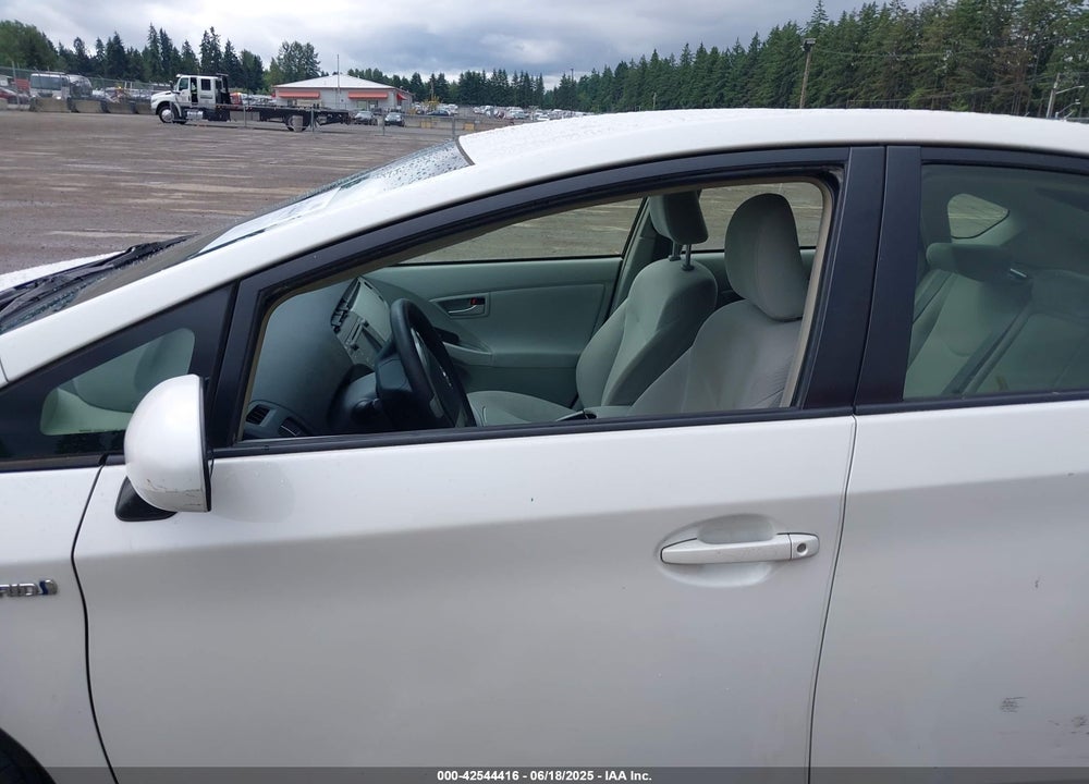 2012 TOYOTA PRIUS TWO VIN: JTDKN3DU3C5501285