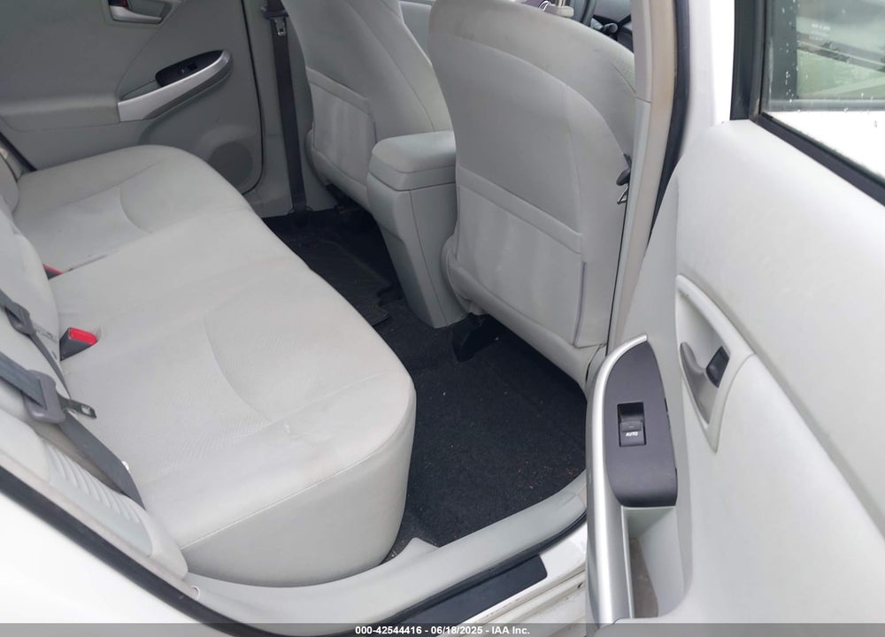 2012 TOYOTA PRIUS TWO VIN: JTDKN3DU3C5501285