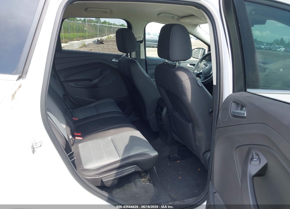 2016 FORD ESCAPE VIN: 1FMCU0GX5GUC39756
