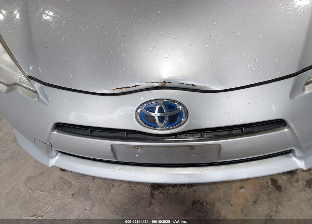2012 TOYOTA PRIUS C TWO VIN: JTDKDTB3XC1503779