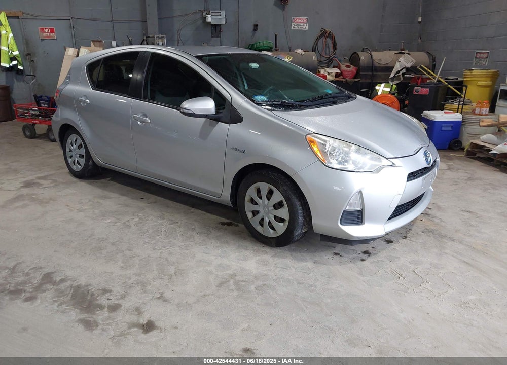 2012 TOYOTA PRIUS C TWO VIN: JTDKDTB3XC1503779