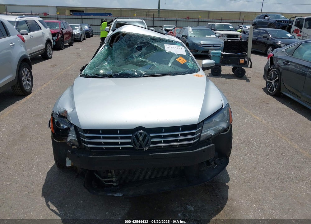 2015 VOLKSWAGEN PASSAT 2.0L TDI SEL PREMIUM VIN: 1VWCV7A39FC098319