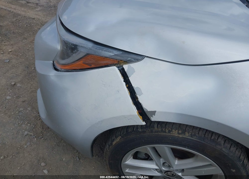 2022 TOYOTA COROLLA SE VIN: JTND4MBE6N3179023