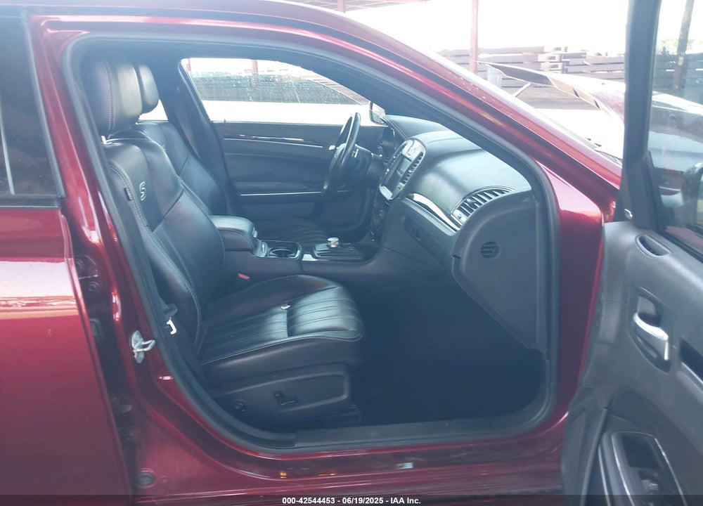 2020 CHRYSLER 300 VIN: 2C3CCAGG3LH131585