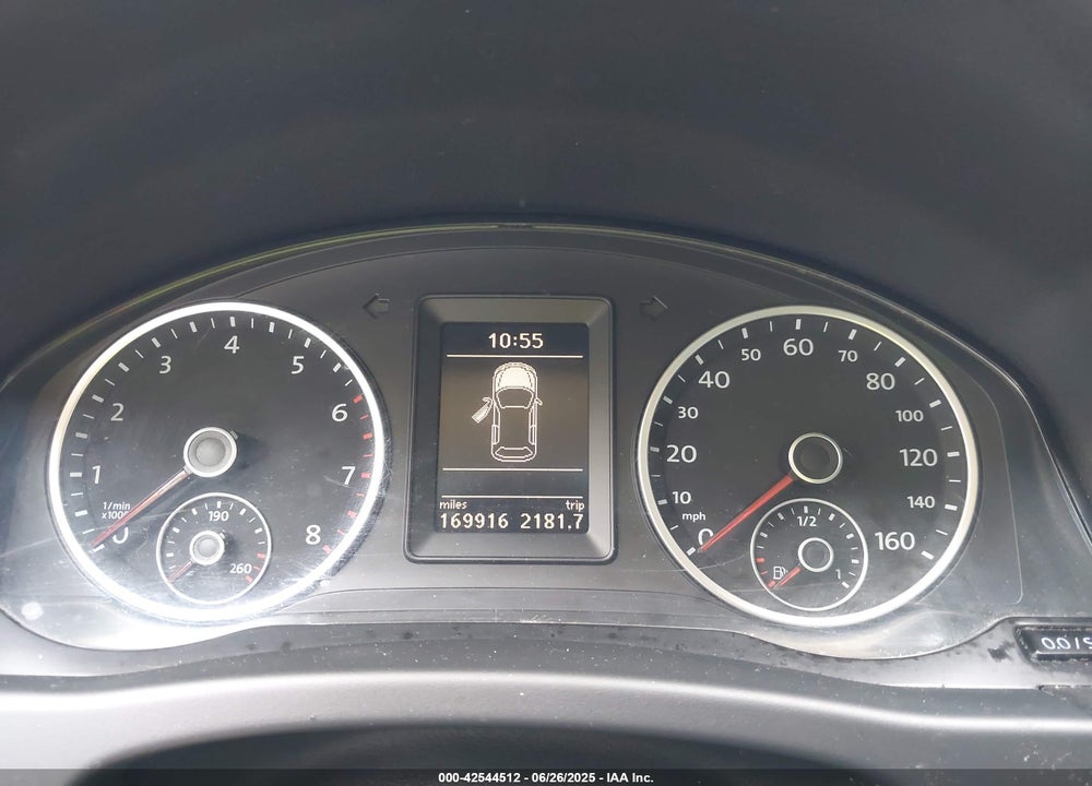 2012 VOLKSWAGEN TIGUAN VIN: WVGBV7AX4CW548742