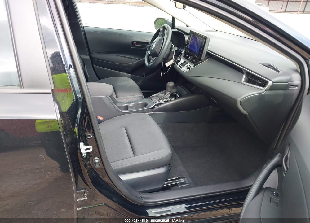 2024 TOYOTA COROLLA LE VIN: 5YFB4MDE2RP174844