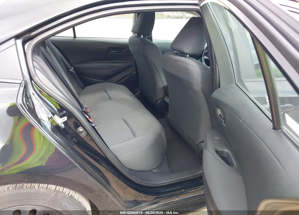 2024 TOYOTA COROLLA LE VIN: 5YFB4MDE2RP174844