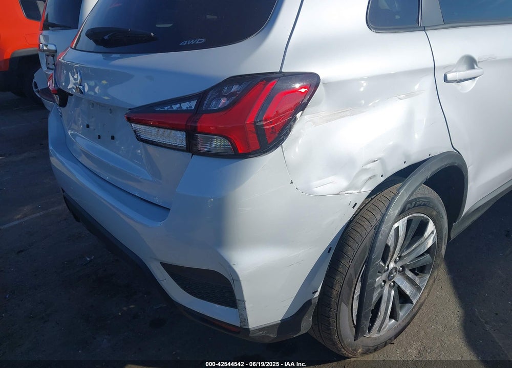 2024 MITSUBISHI OUTLANDER SPORT VIN: JA4ARUAU0RU025872