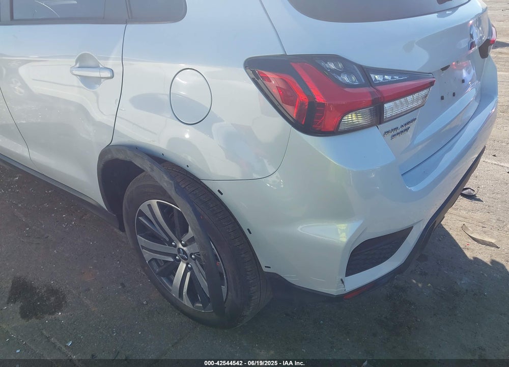 2024 MITSUBISHI OUTLANDER SPORT VIN: JA4ARUAU0RU025872