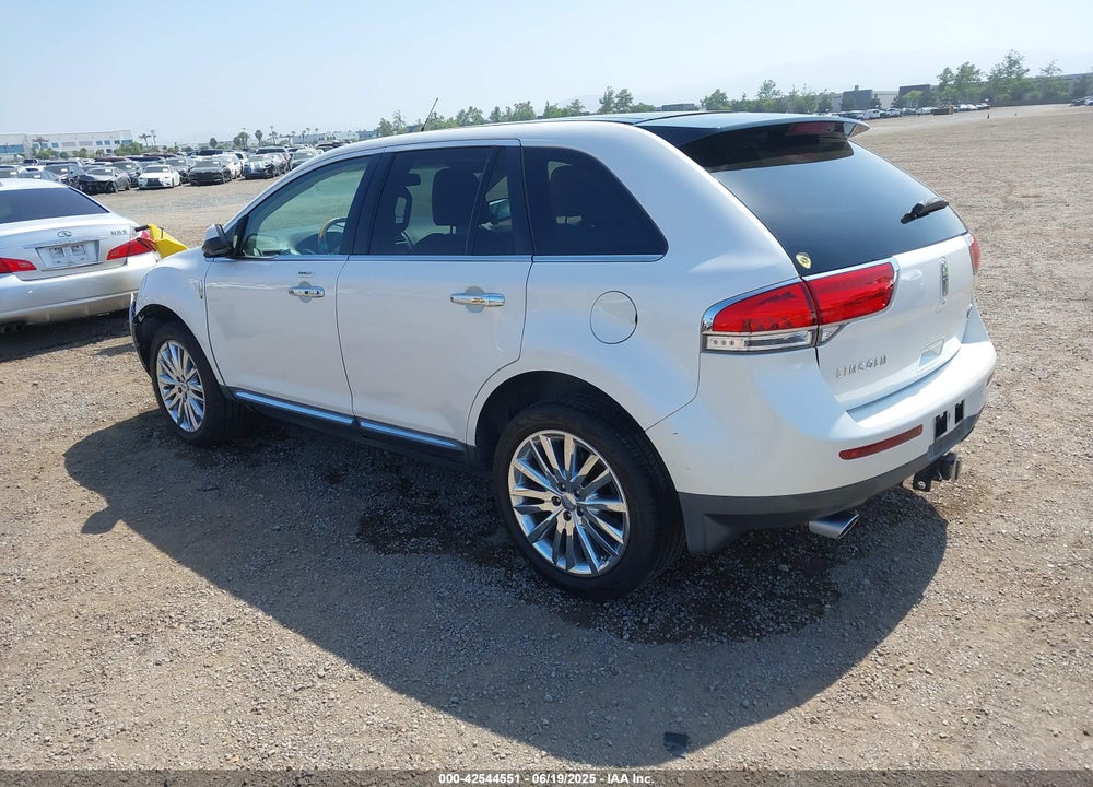 2011 LINCOLN MKX VIN: 2LMDJ6JK8BBJ29011