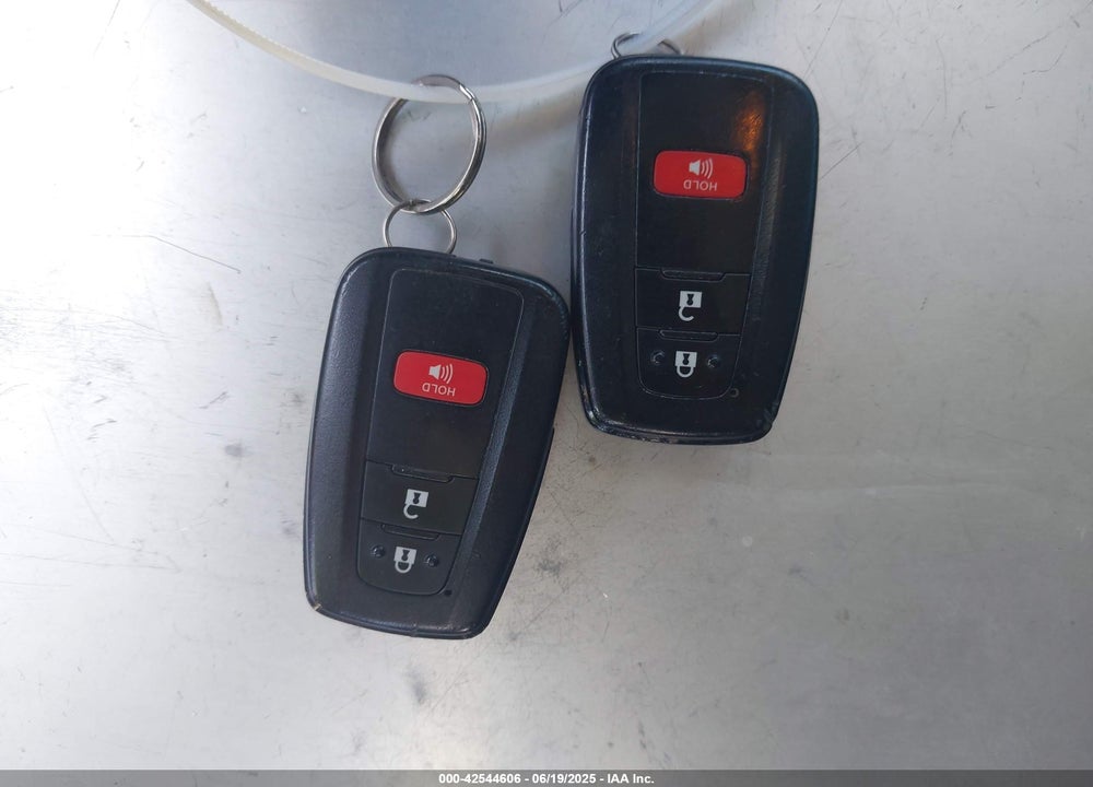 2017 TOYOTA PRIUS VIN: JTDKARFU1H3050811