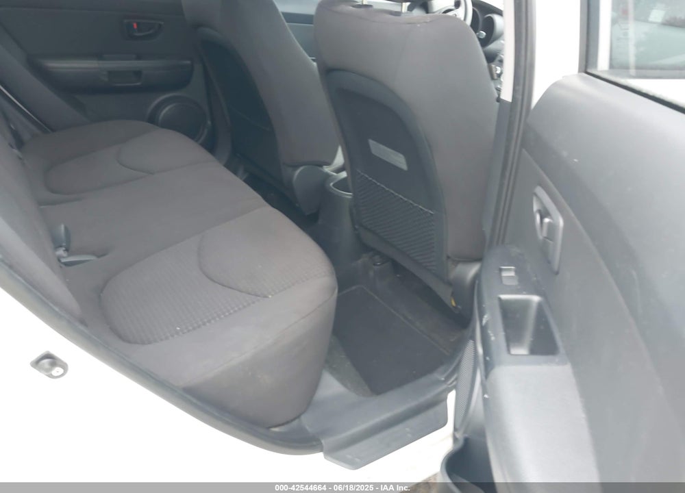 2013 KIA SOUL VIN: KNDJT2A51D7754037