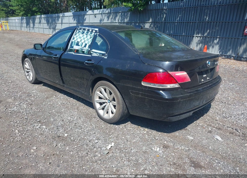 2007 BMW 750I VIN: WBAHL83557DT08894