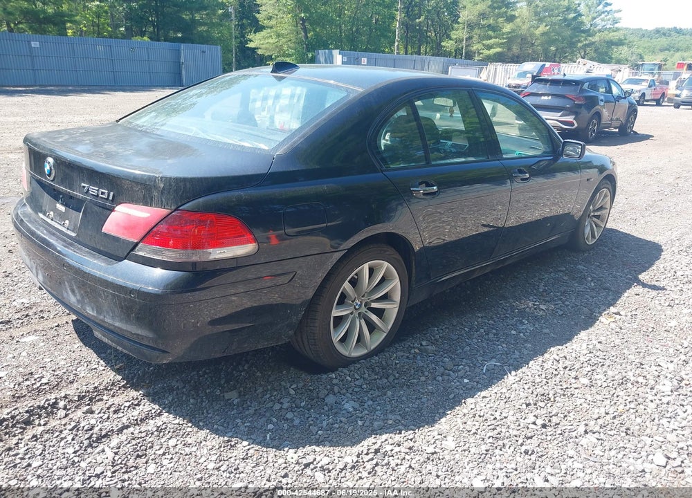 2007 BMW 750I VIN: WBAHL83557DT08894