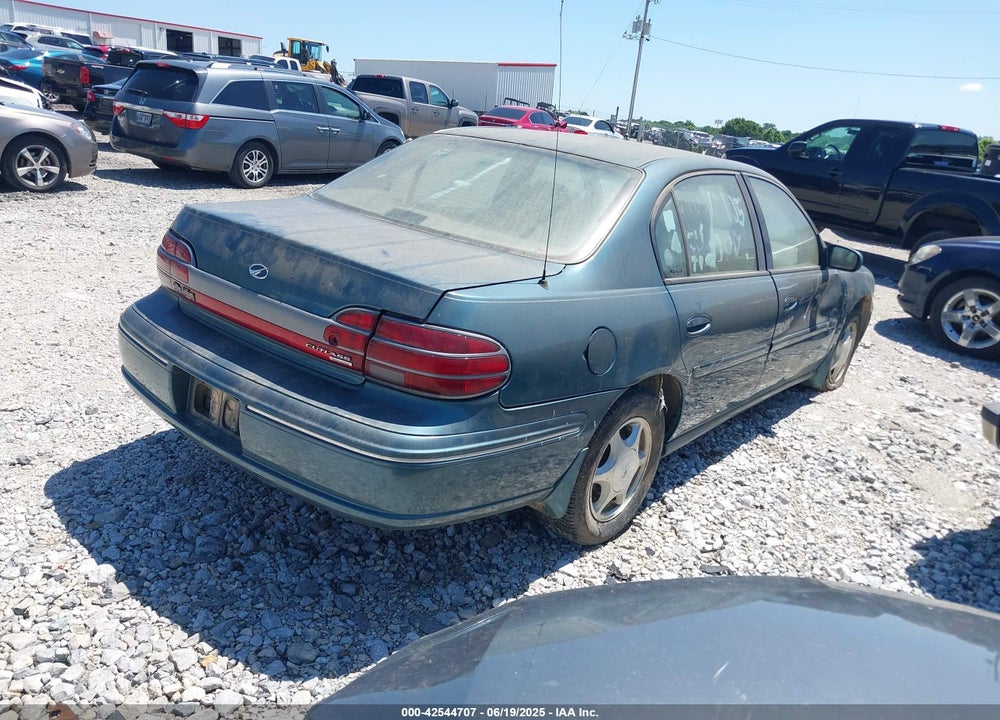 1998 OLDSMOBILE CUTLASS GLS VIN: 1G3NG52M8W6335446