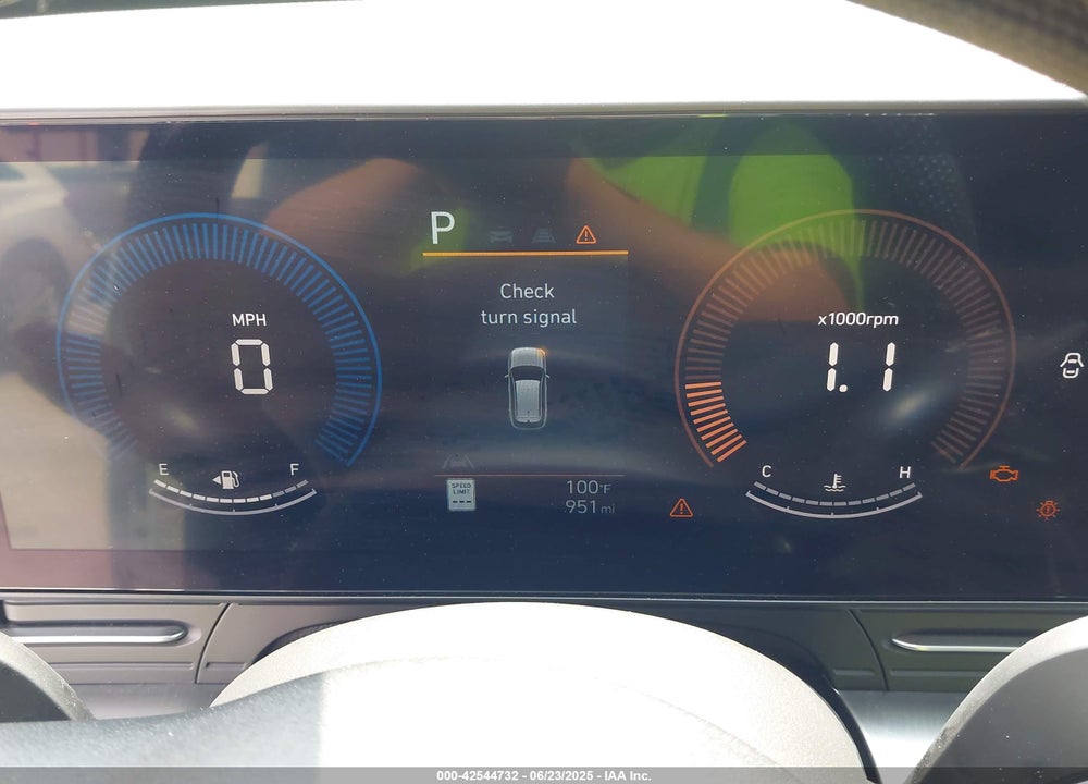 2025 HYUNDAI KONA VIN: KM8HB3AB0SU262932