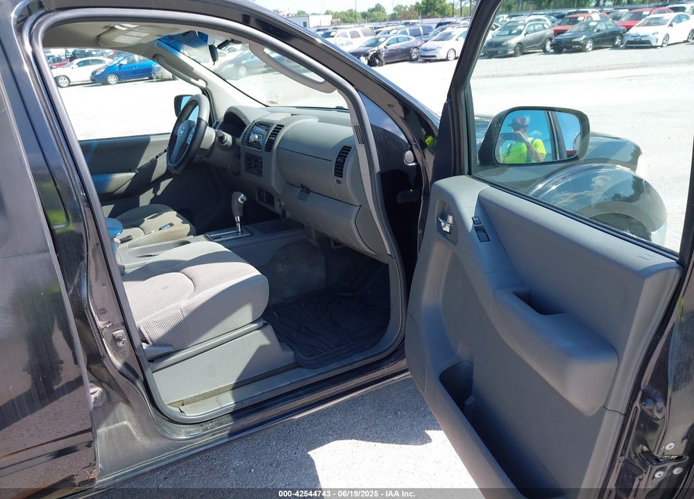 2005 NISSAN FRONTIER SE VIN: 1N6AD07W75C404595