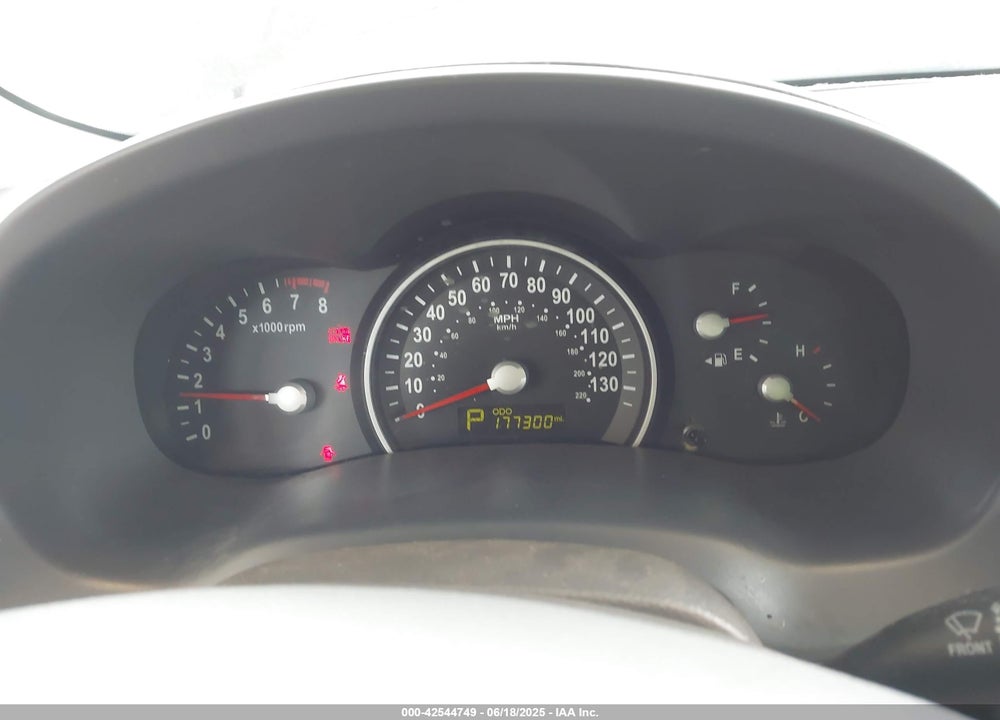 2012 KIA SEDONA LX VIN: KNDMG4C74C6443458