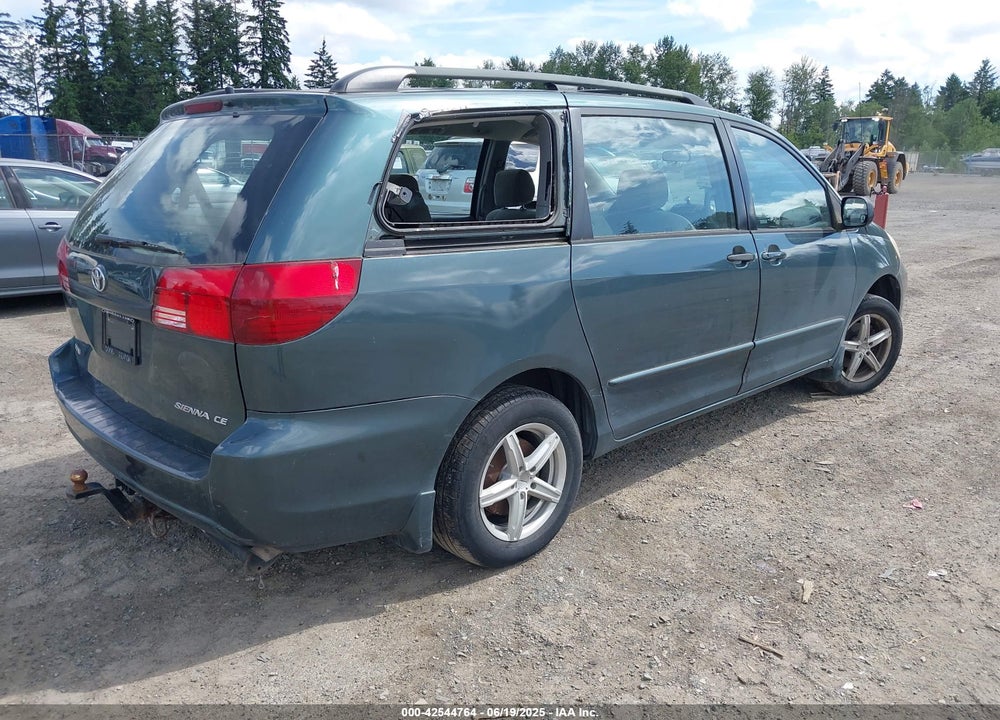 2005 TOYOTA SIENNA CE VIN: 5TDZA23C95S335574