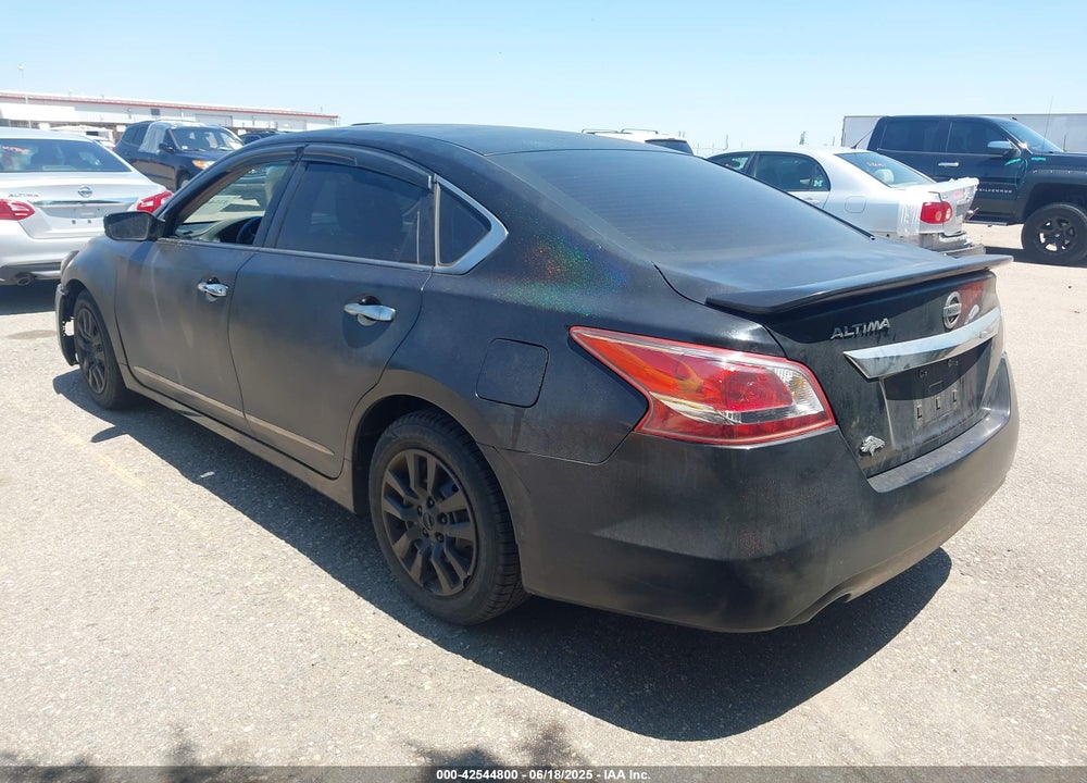 2013 NISSAN ALTIMA VIN: 1N4AL3AP4DC203850