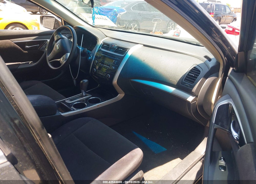 2013 NISSAN ALTIMA VIN: 1N4AL3AP4DC203850