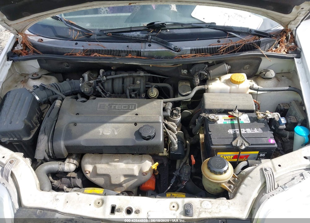 2004 CHEVROLET AVEO LS VIN: KL1TJ52674B271955