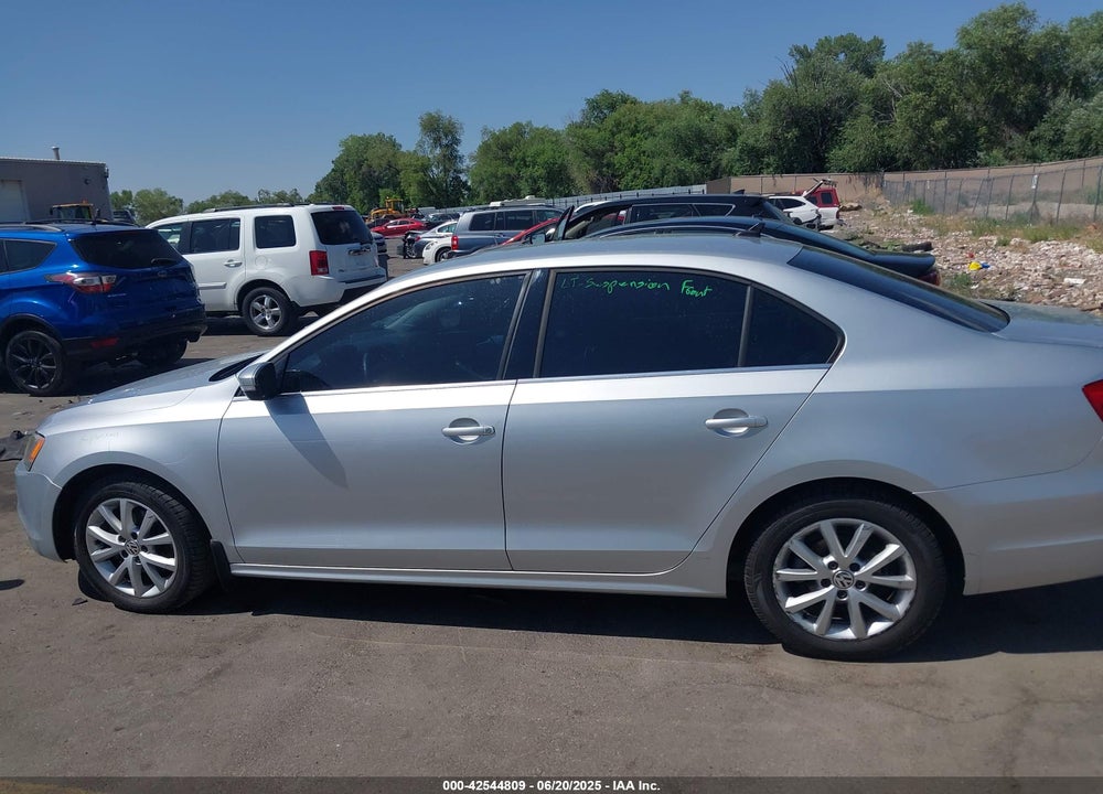 2014 VOLKSWAGEN JETTA VIN: 3VWD17AJ6EM234451