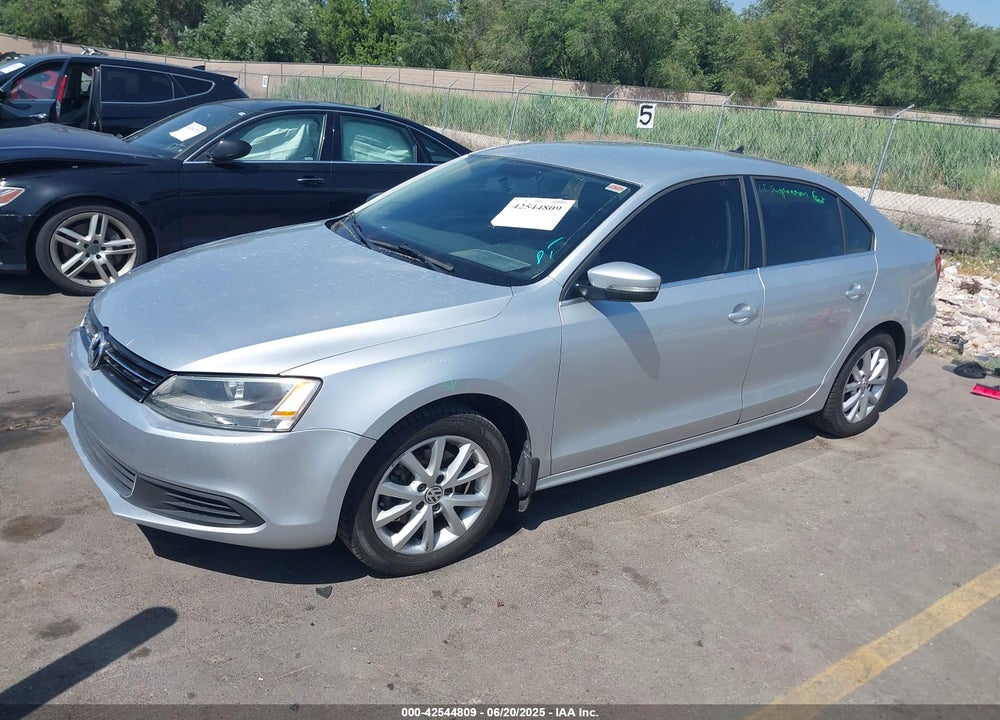 2014 VOLKSWAGEN JETTA VIN: 3VWD17AJ6EM234451