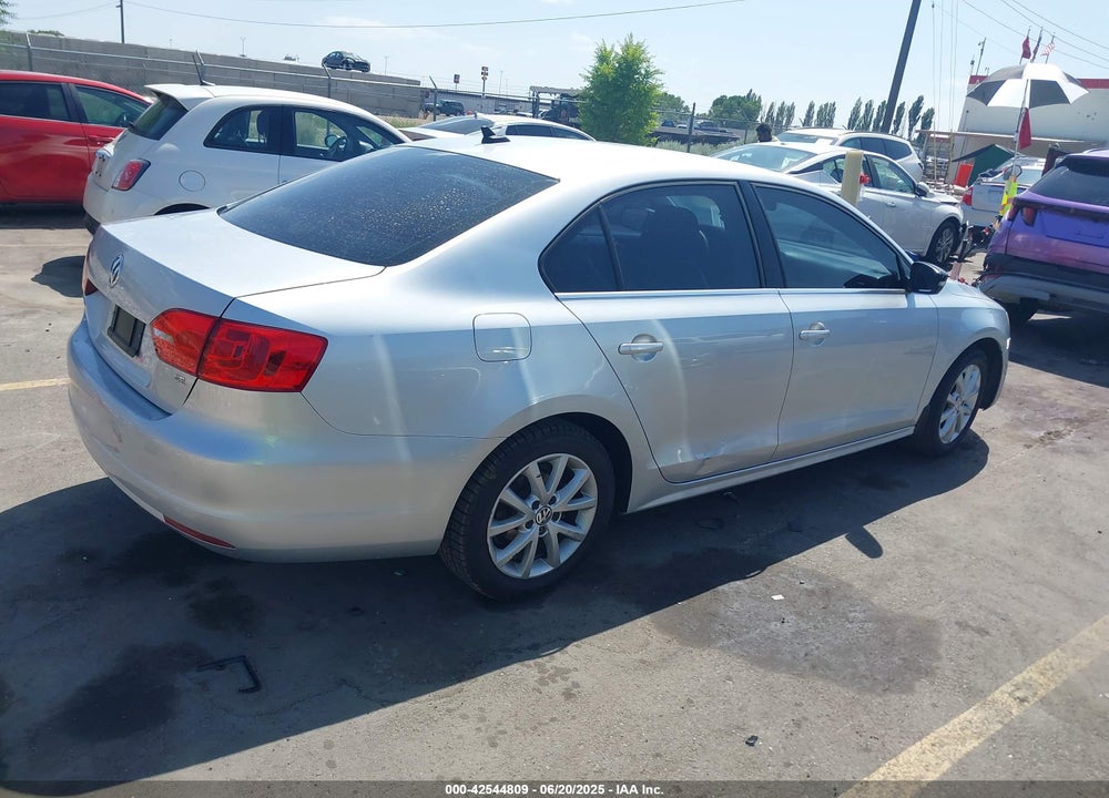 2014 VOLKSWAGEN JETTA VIN: 3VWD17AJ6EM234451