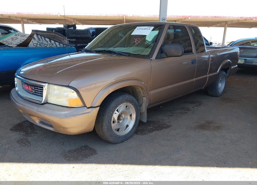 2002 GMC SONOMA SLS VIN: 1GTCS19W228113831