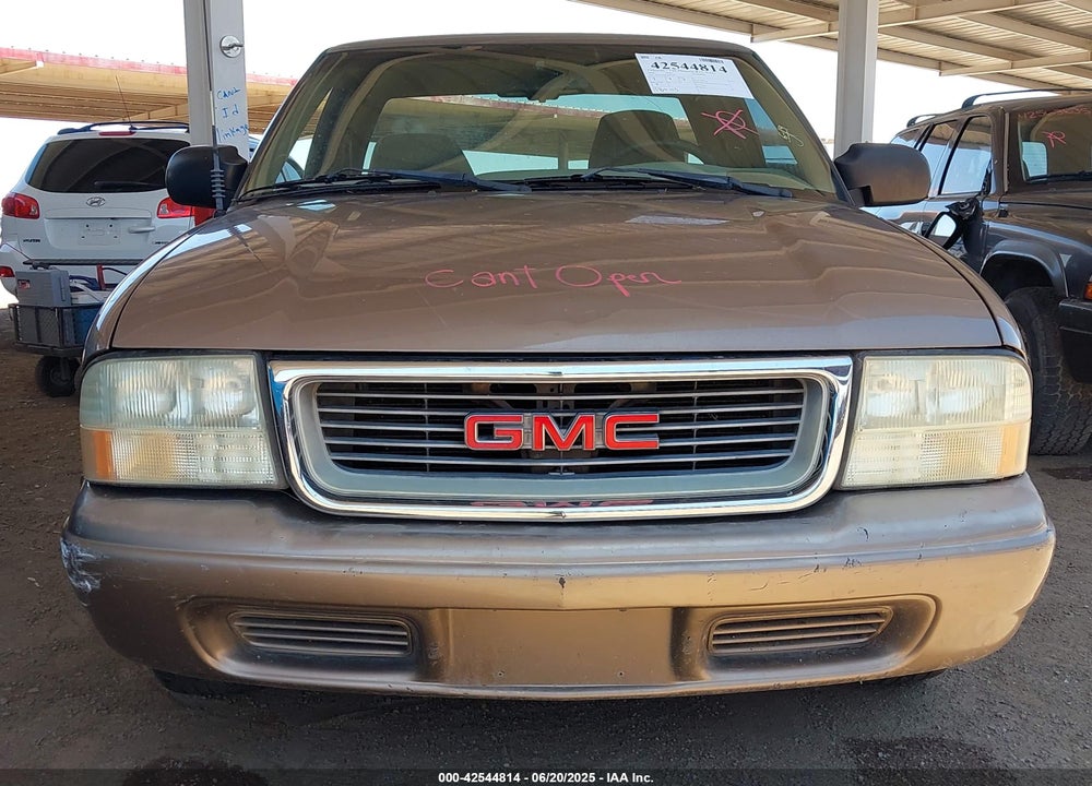 2002 GMC SONOMA SLS VIN: 1GTCS19W228113831