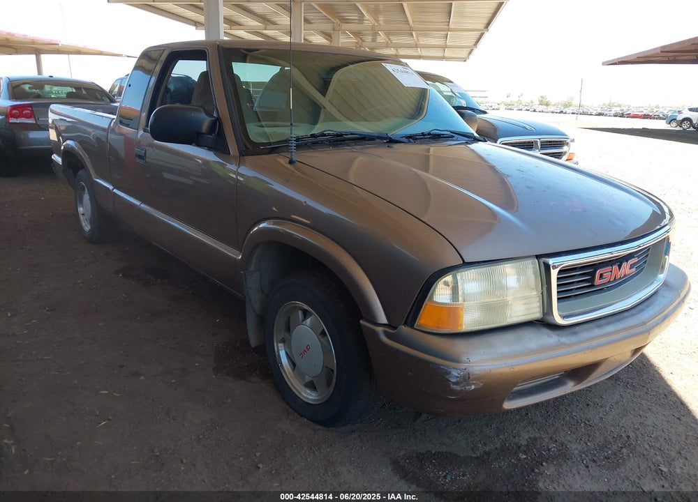 2002 GMC SONOMA SLS VIN: 1GTCS19W228113831