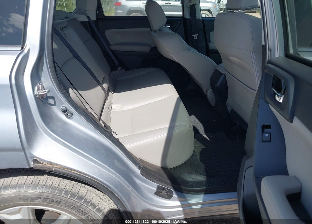 2015 SUBARU FORESTER VIN: JF2SJAHC6FH832996