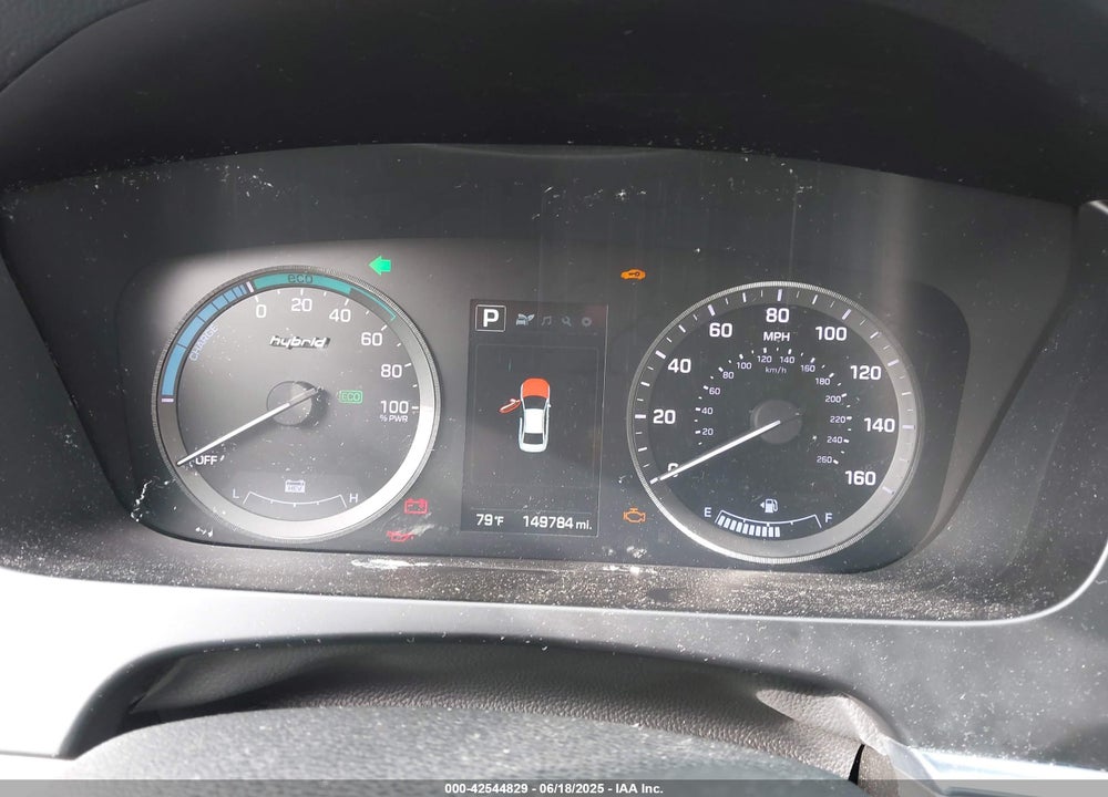 2016 HYUNDAI SONATA VIN: KMHE24L16GA015369