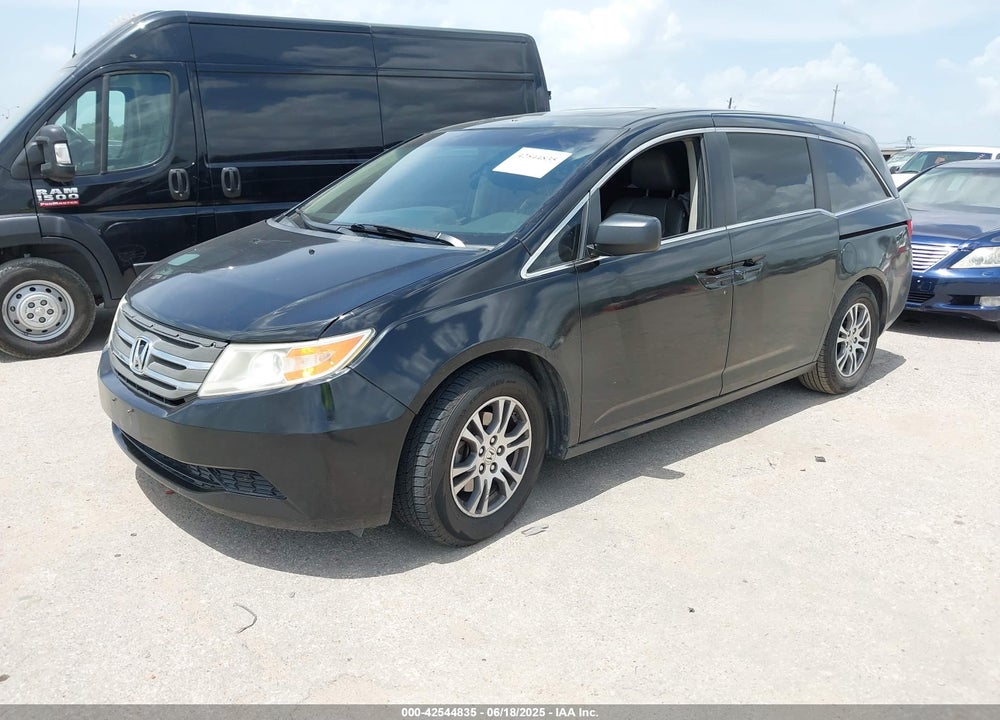 2011 HONDA ODYSSEY EX-L VIN: 5FNRL5H61BB021707