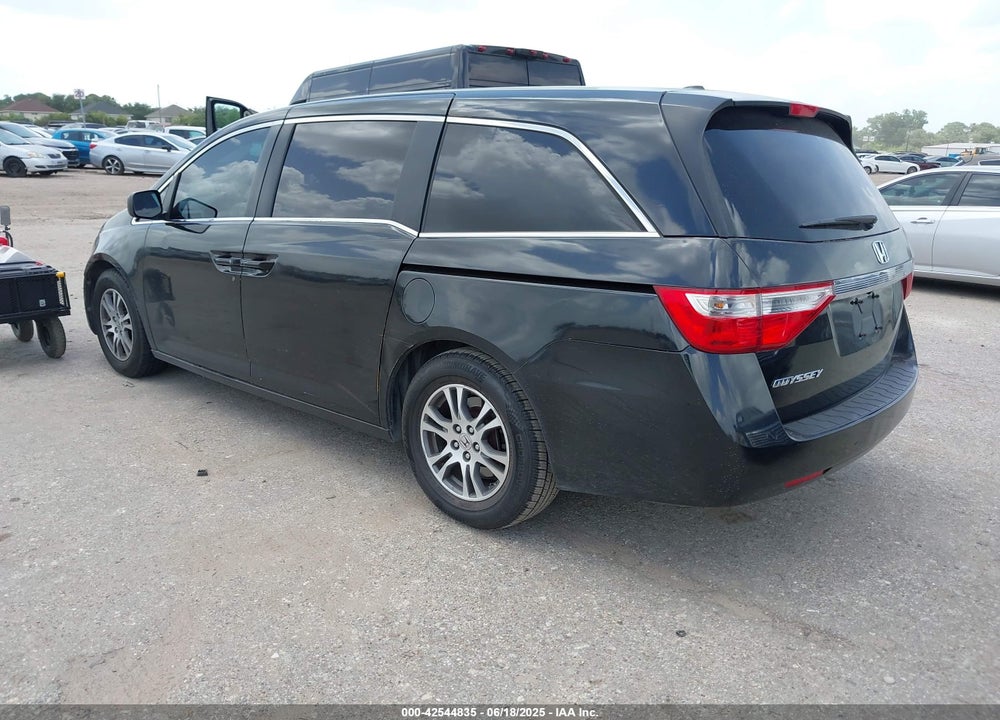 2011 HONDA ODYSSEY EX-L VIN: 5FNRL5H61BB021707