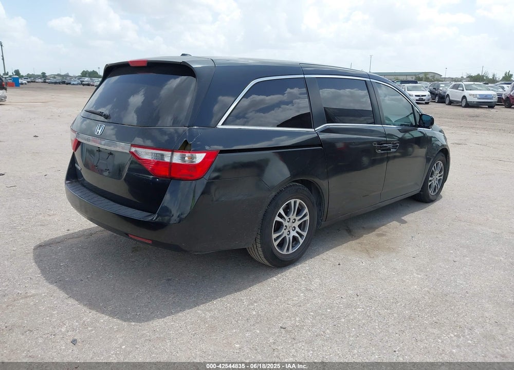 2011 HONDA ODYSSEY EX-L VIN: 5FNRL5H61BB021707