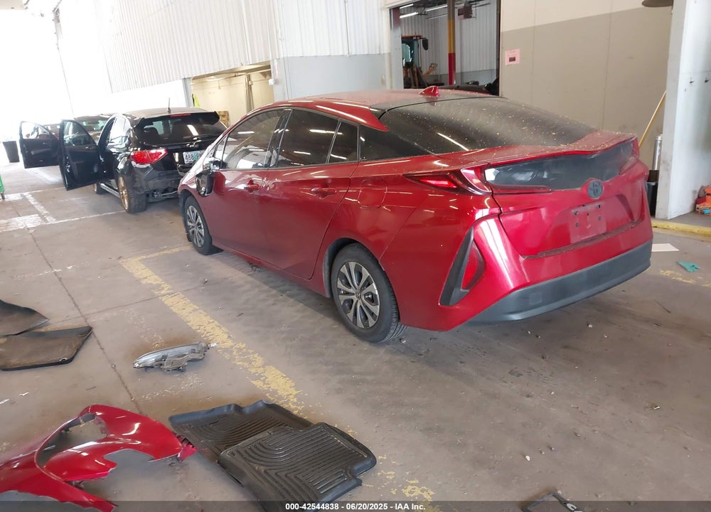 2018 TOYOTA PRIUS PRIME VIN: JTDKARFP5J3077221